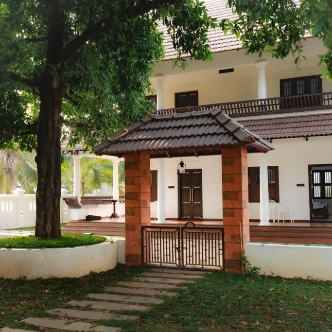 Tamarind Heritage Holiday Home Ангамалі Екстер'єр фото